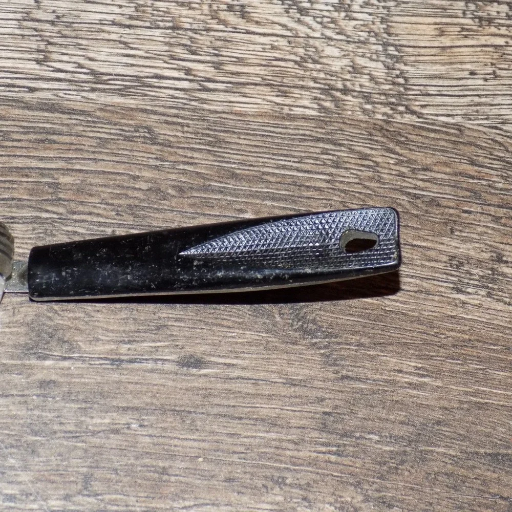Ekco Knife Sharpener Unisex OS Silver Good Vintage Chromium Plated‎ USA Handheld